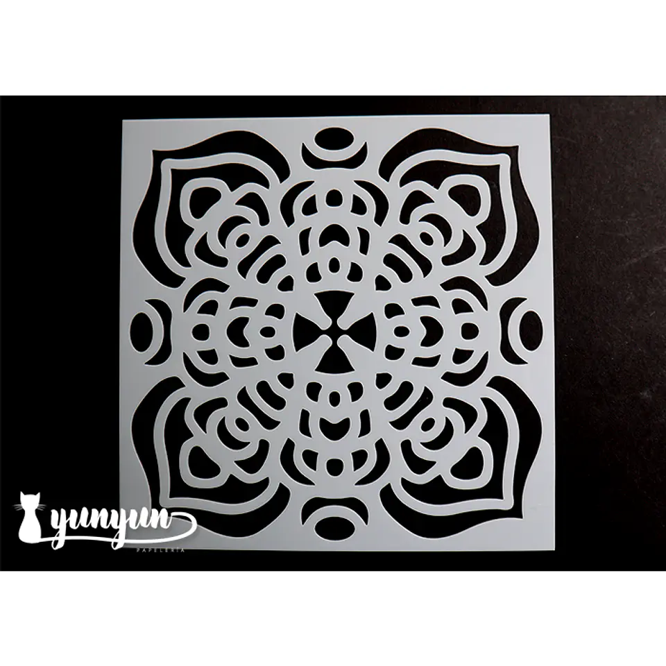 Stencil Mandala I - 15x15cm 1