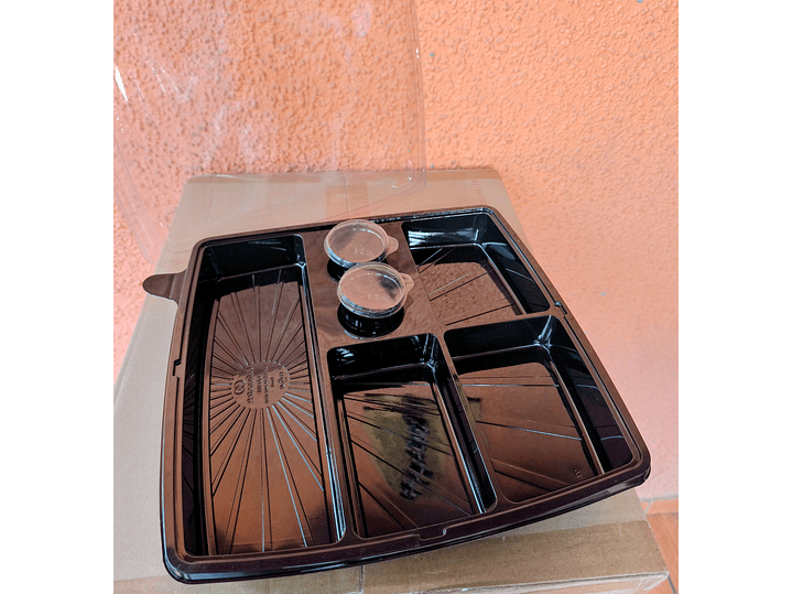 Bandeja Oriental Negra con División  x20 und 2