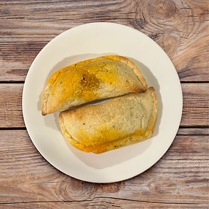 Empanadas de yuca rellenas de pollo