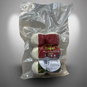 Pan de yuca con dulce de guayaba