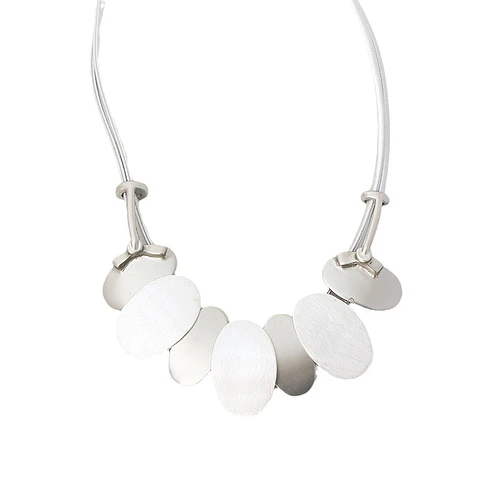 COLLAR 11