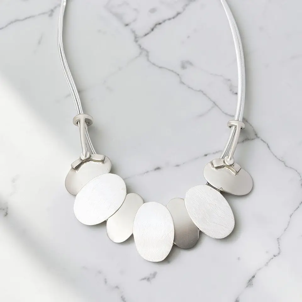 COLLAR 11 2