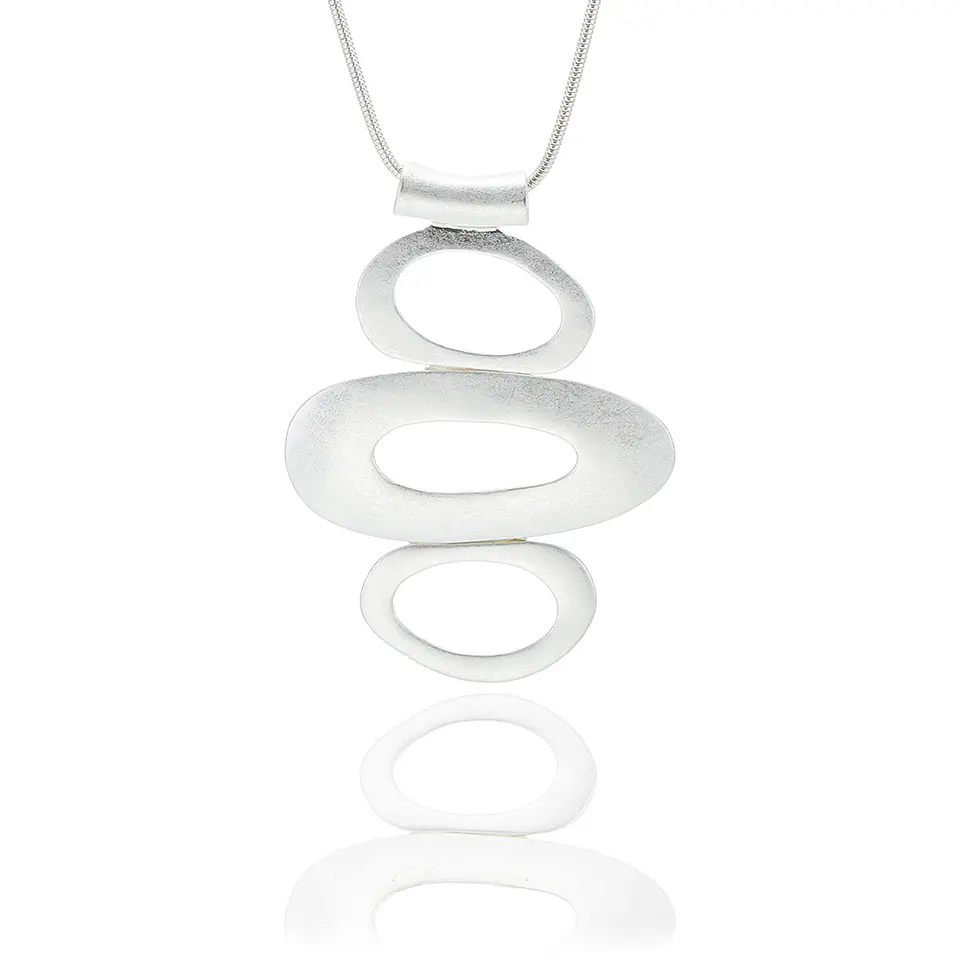 COLLAR 18 1