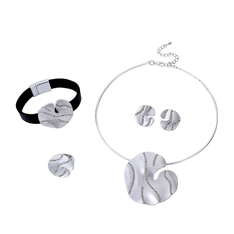 COLLAR 21