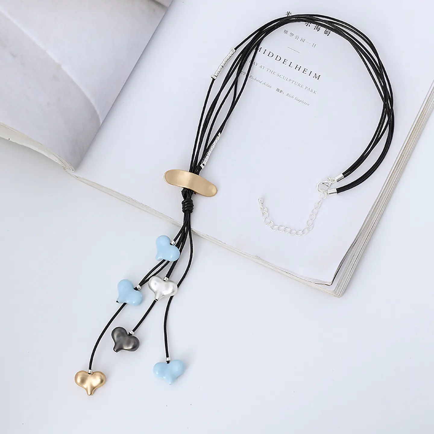 COLLAR 124 2
