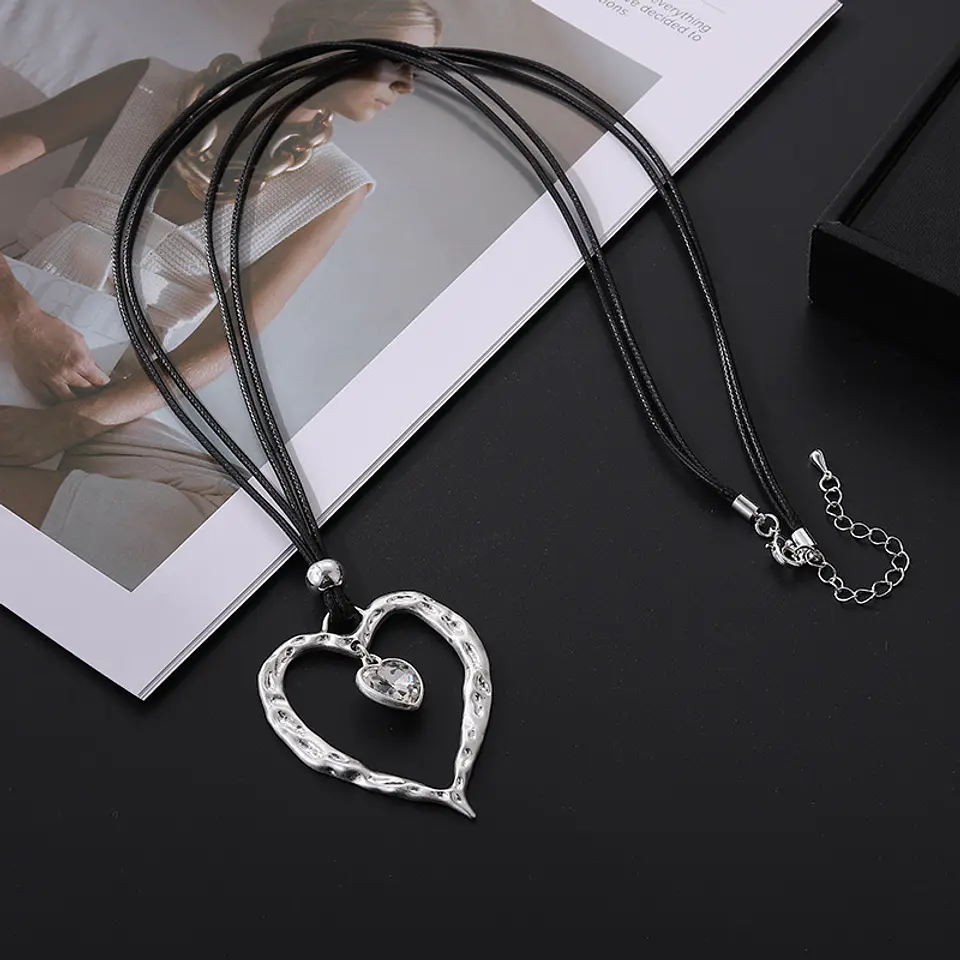 COLLAR 127 2