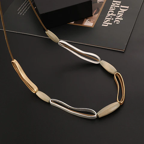 COLLAR 132