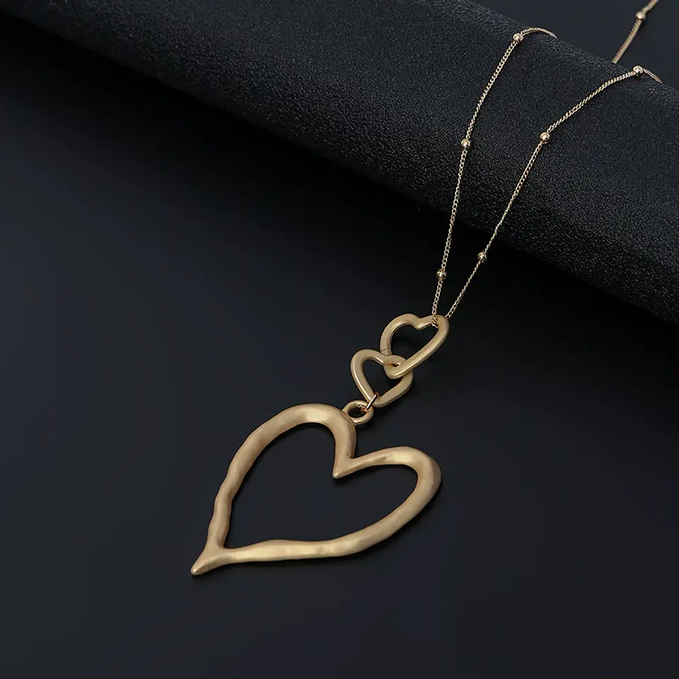 COLLAR 135 2