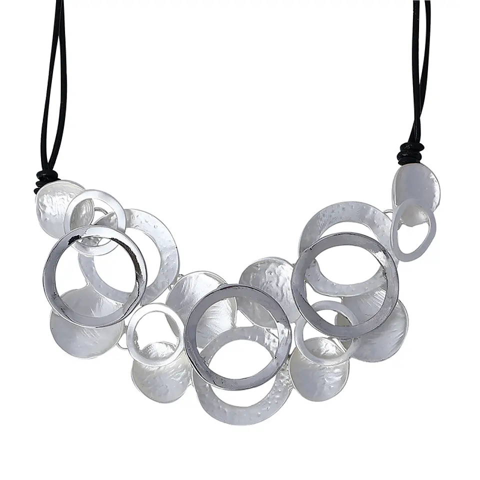COLLAR 147 1