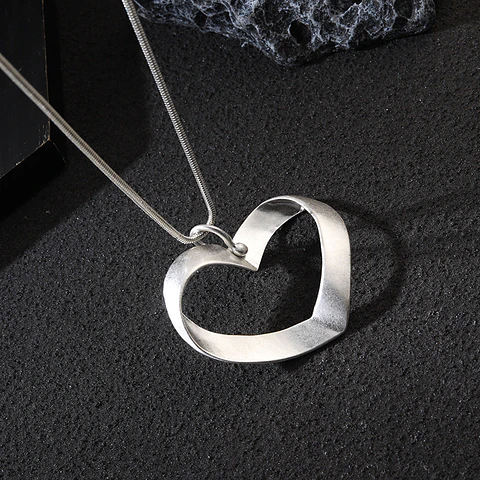 COLLAR 152