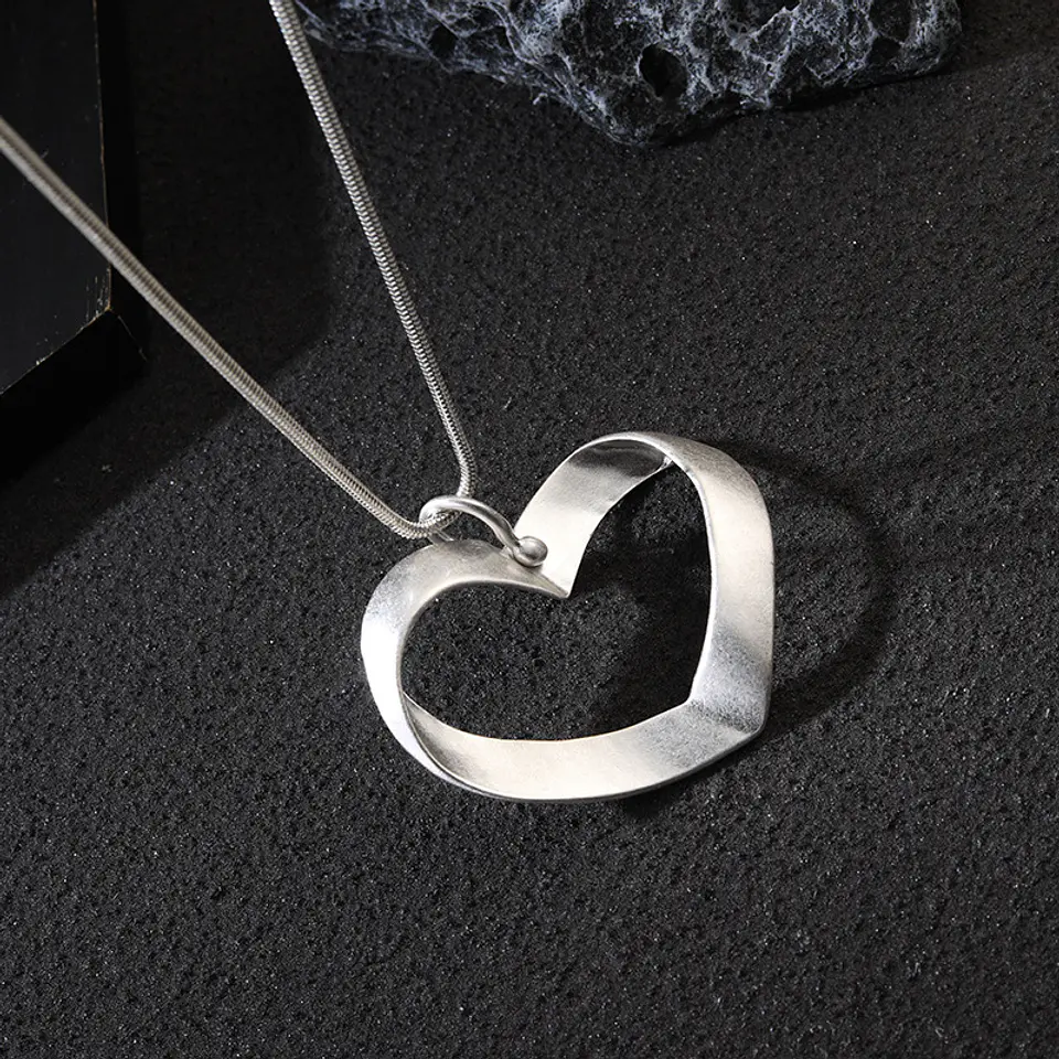 COLLAR 152 2