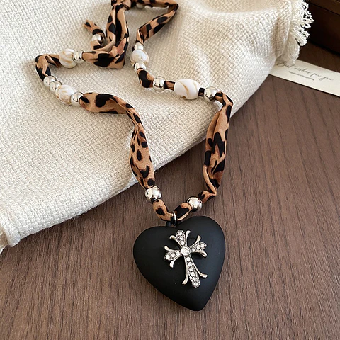 COLLAR OTOÑO 006