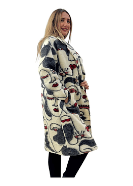 Abrigo Rostro Oversize - Blanco