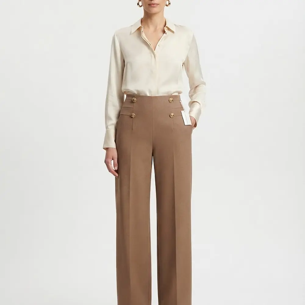Pantalón Gamuza Botones