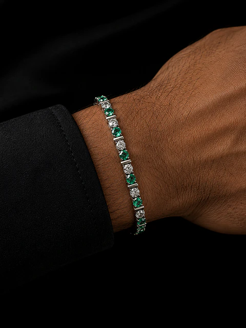 Pulsera en plata con esmeraldas