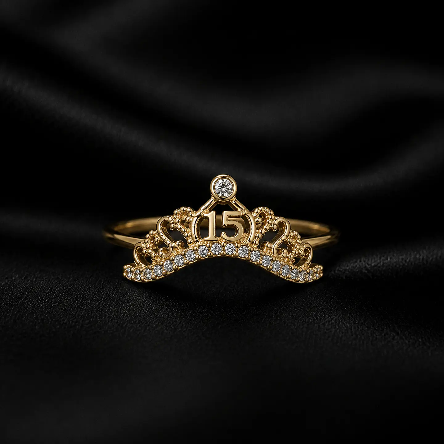 Anillo de 15 en oro y diamantes 1