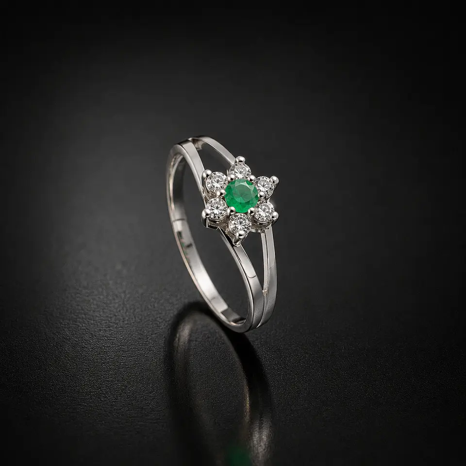 Anillo en plata con esmeraldas 1