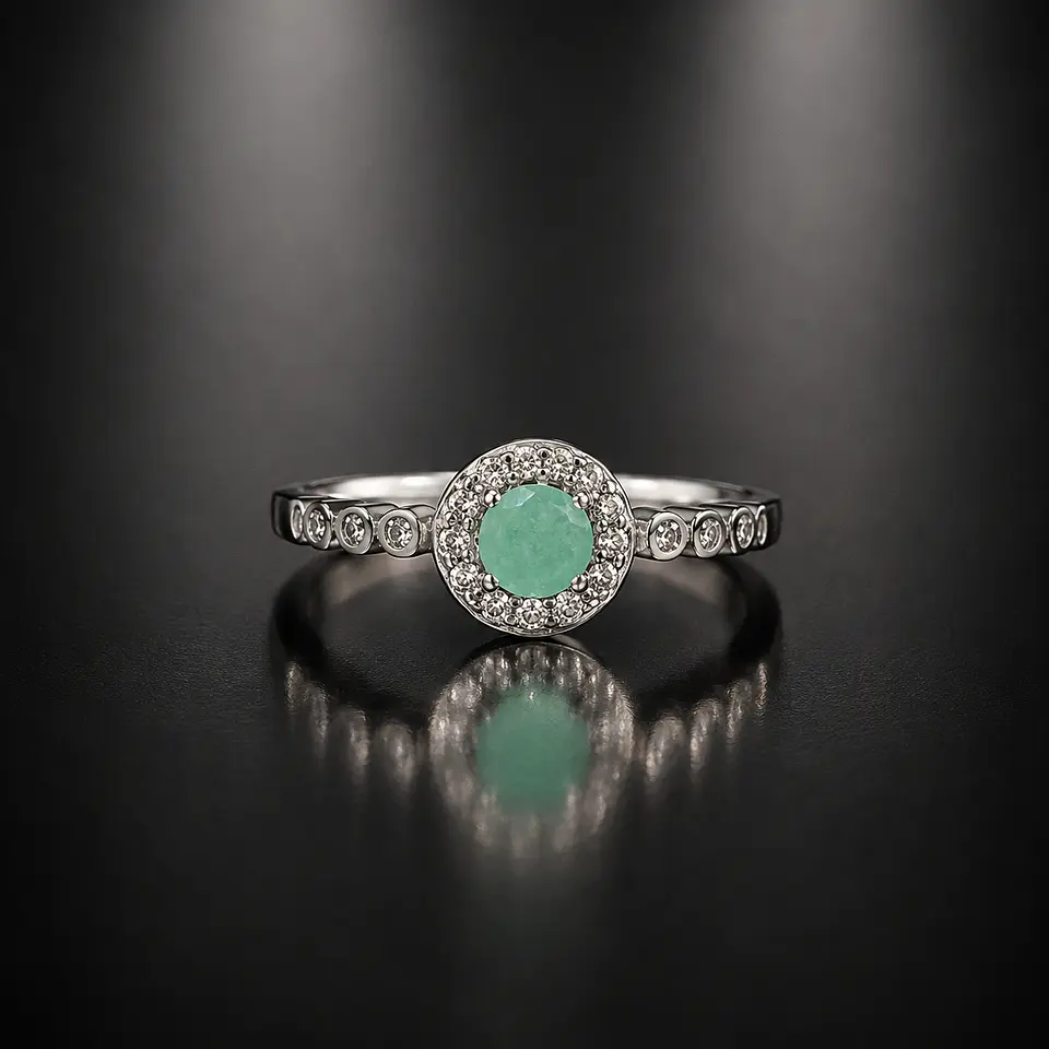 Anillo en plata con esmeraldas 1