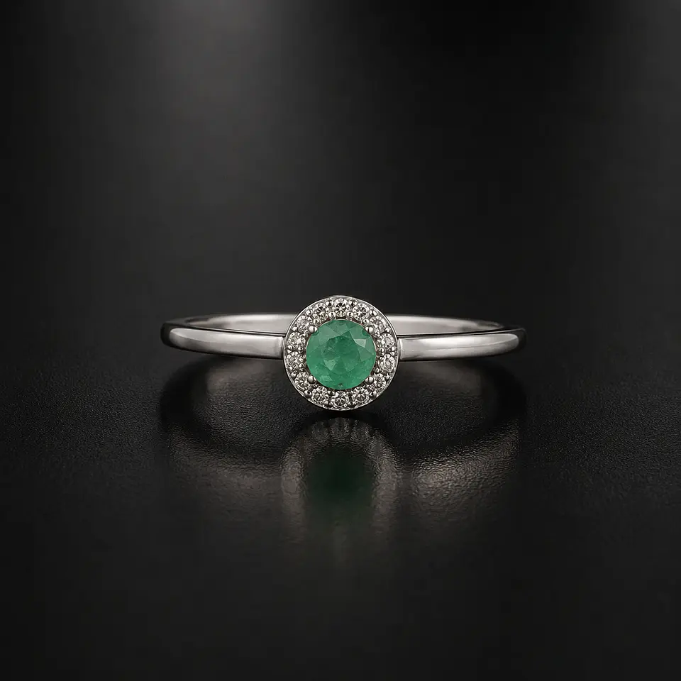 Anillo en plata con esmeraldas 1