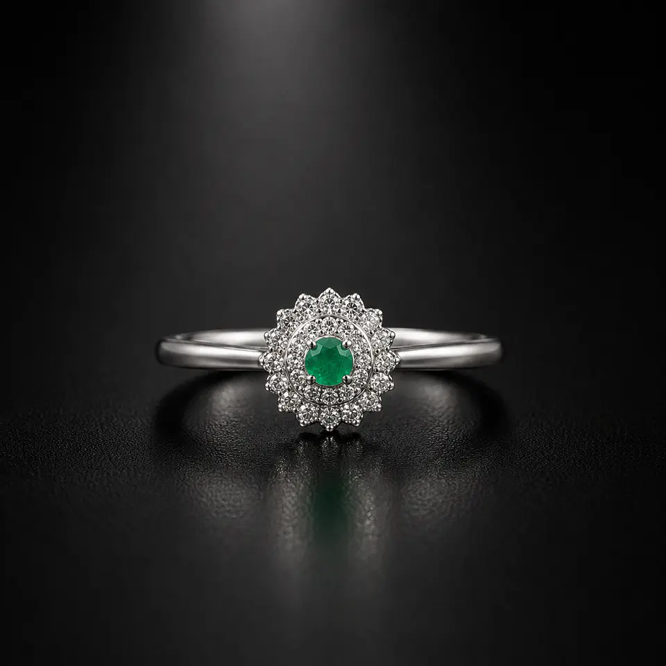 Anillo en plata con esmeraldas 1