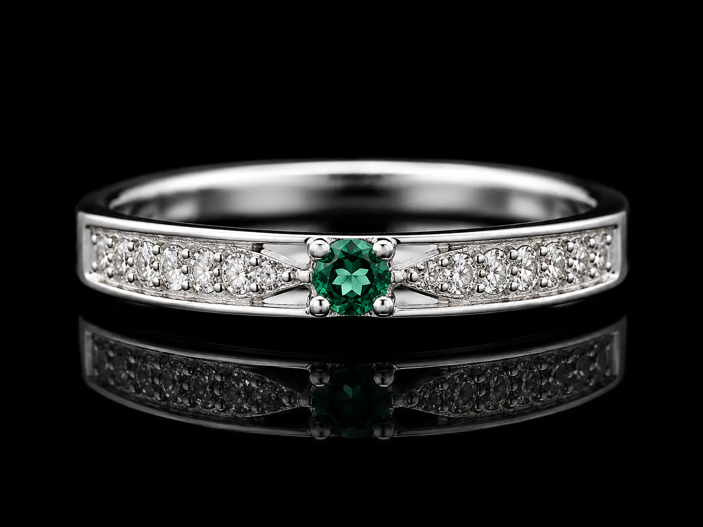 Anillo en plata con esmeraldas 1