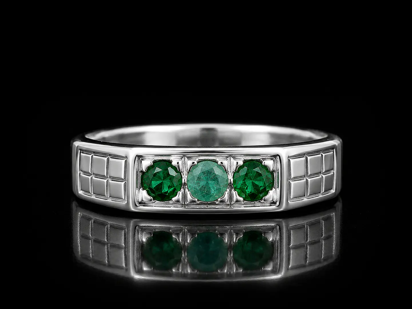 Anillo en plata con esmeraldas 1