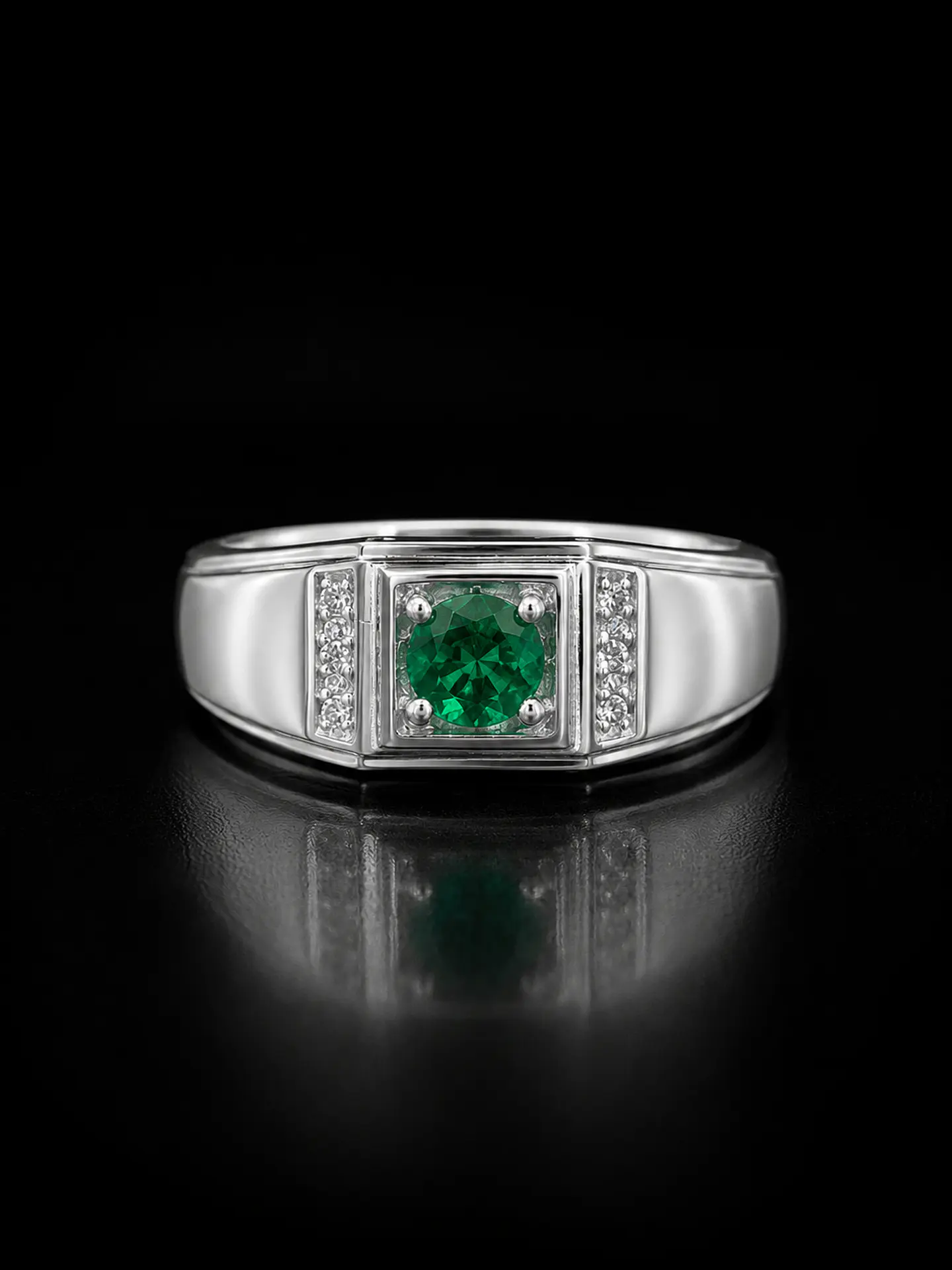 Anillo en plata con esmeraldas 1