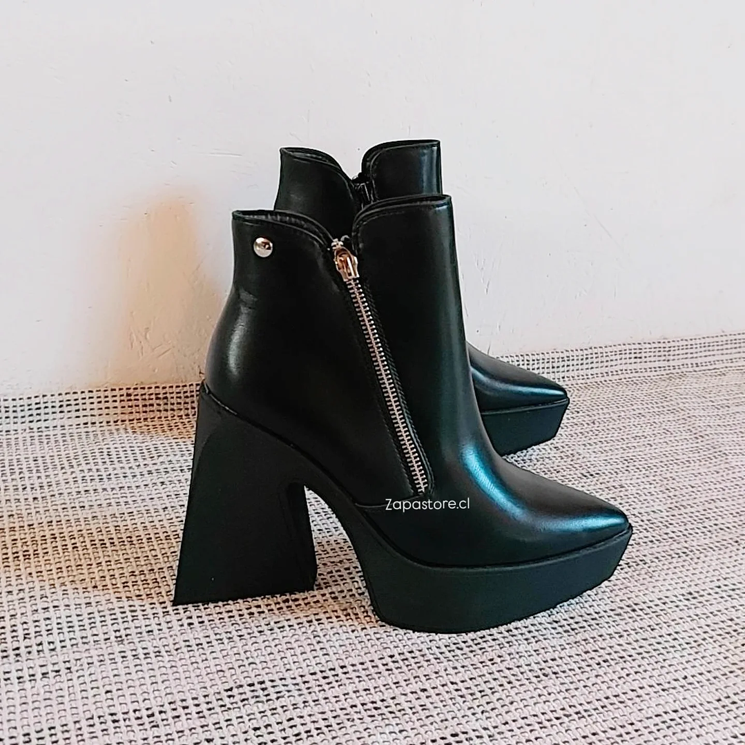 Botín Liz Cierres 6