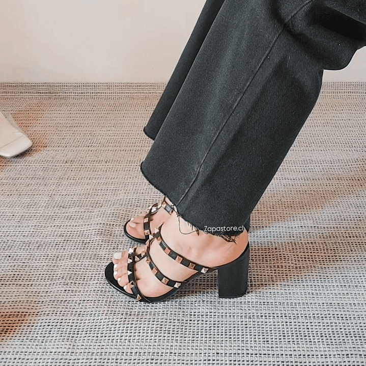 Sandalias Tachitas Negro 4