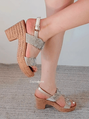 Sandalias Mika doradas