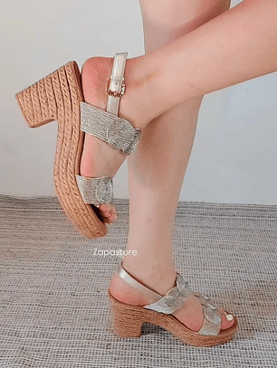 Sandalias Mika doradas