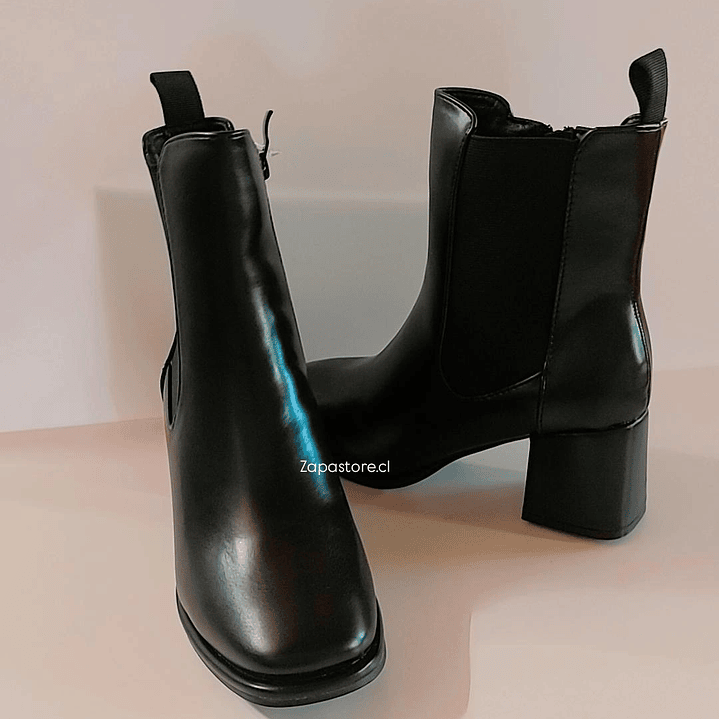 Botín Chelsea 3