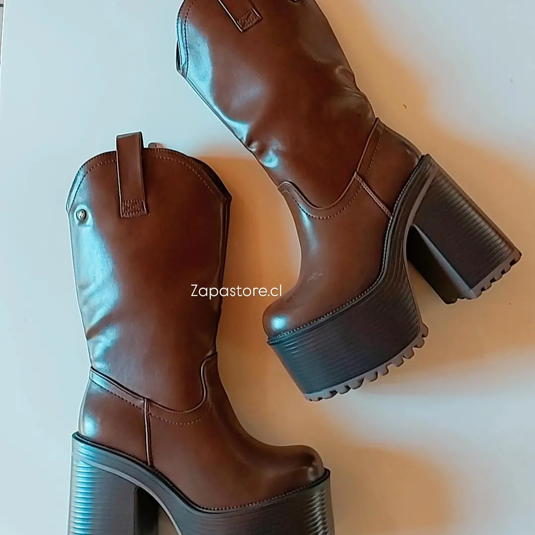 Botas Cata (cafe chocolate) 1