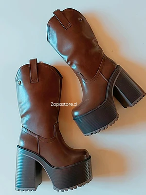 Botas Cata (cafe chocolate)