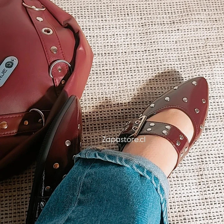 Bellerina tachas Burdeo 1