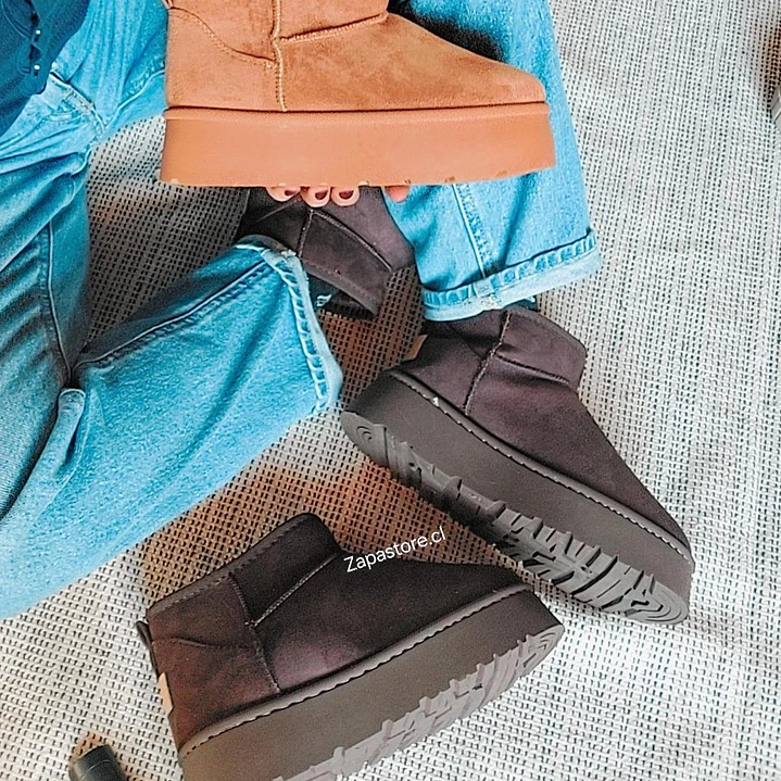 Botitas Comfy chocolate 2