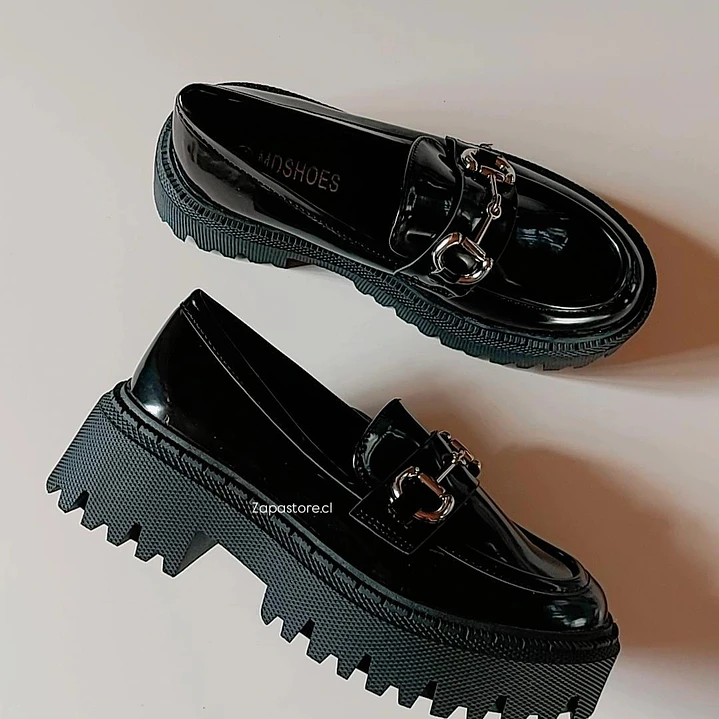 mocasin charol 1