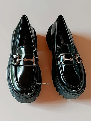 mocasin charol