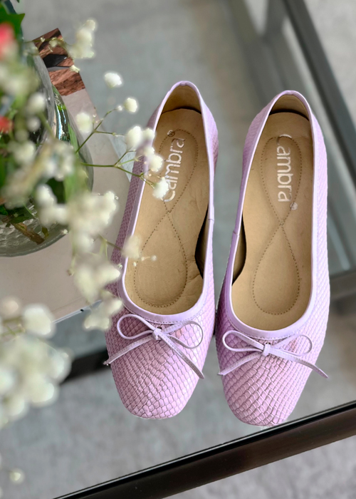 Ballerina Lila
