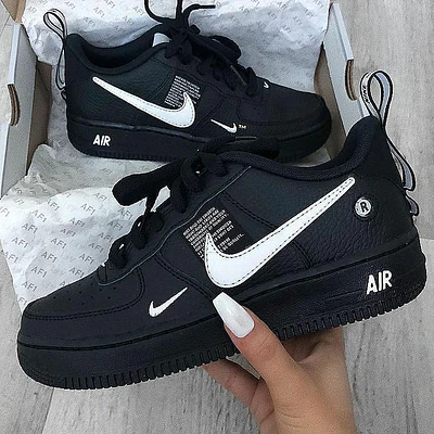 NIKE AIR FORCE 1 07 LV8 UTILITY BLACK