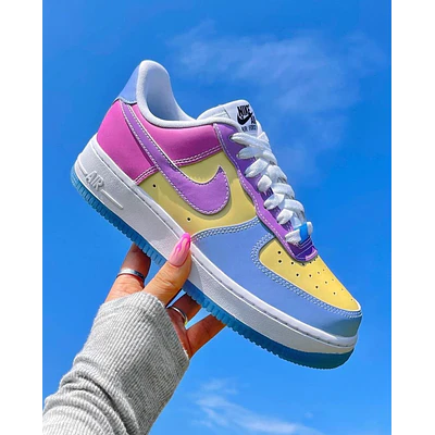 NIKE AIR FORCE 1 UV