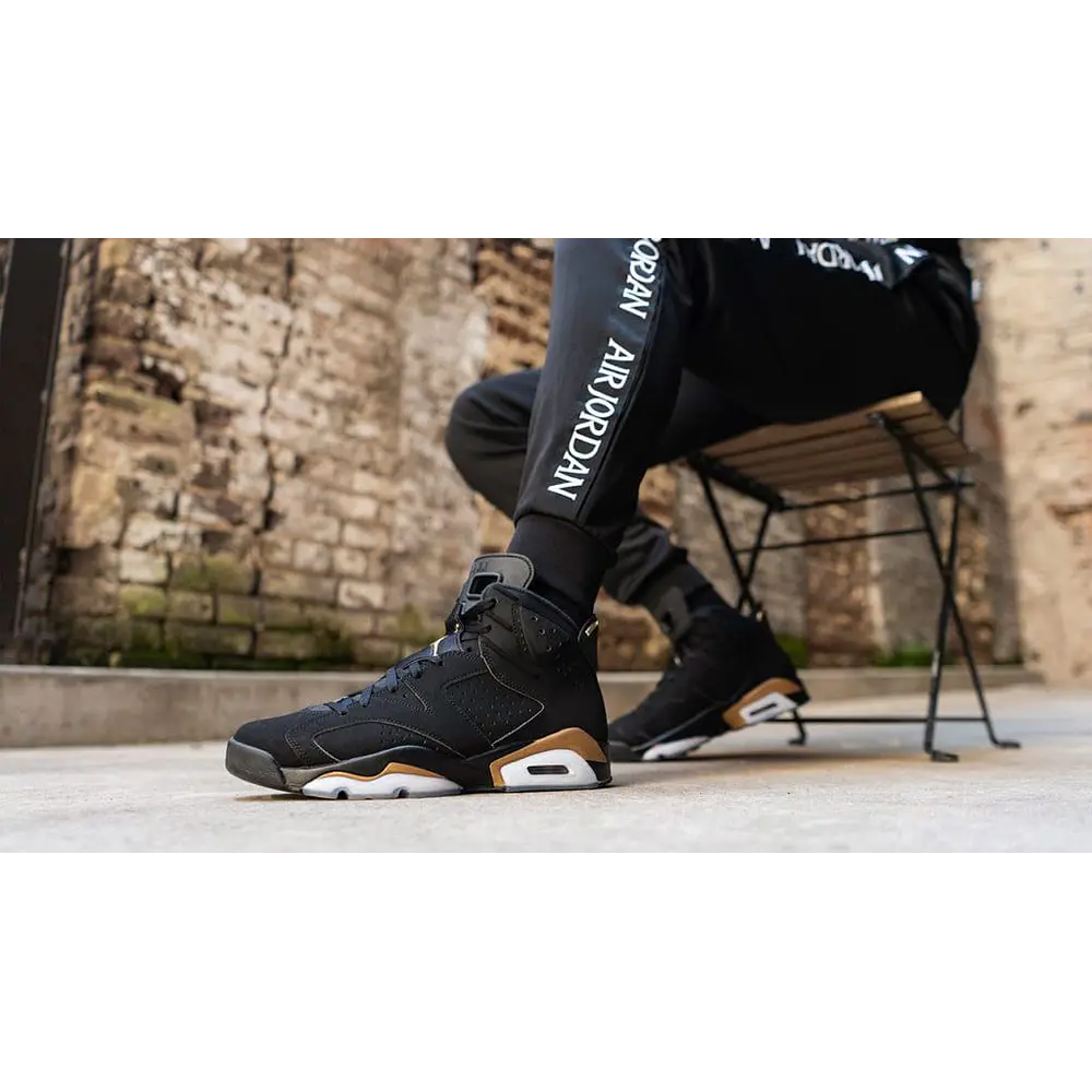 JORDAN RETRO 6 DMP