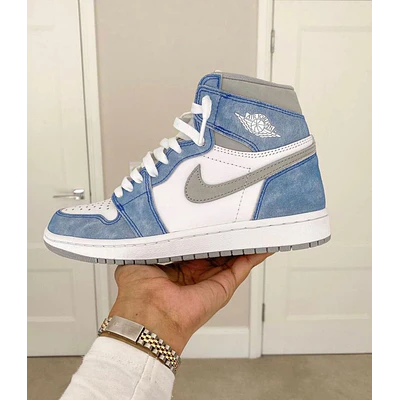 JORDAN RETRO 1 HYPER ROYAL