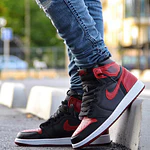 JORDAN RETRO 1 BRED