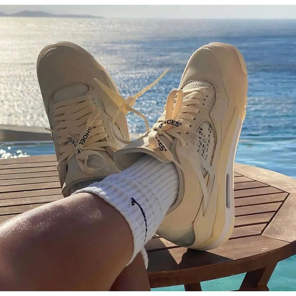 JORDAN RETRO 4 OFF WHITE SAIL