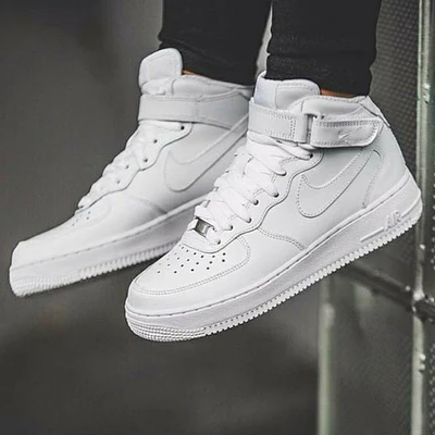 NIKE AIR FORCE 1 TRIPLE WHITE MID