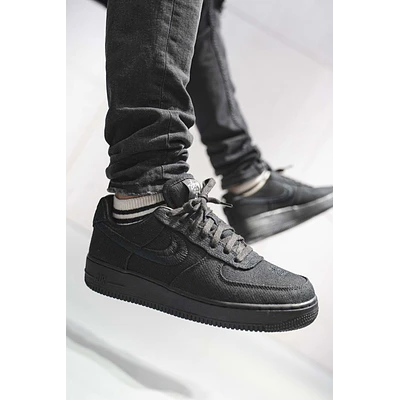 NIKE AIR FORCE 1 x STUSSY BLACK