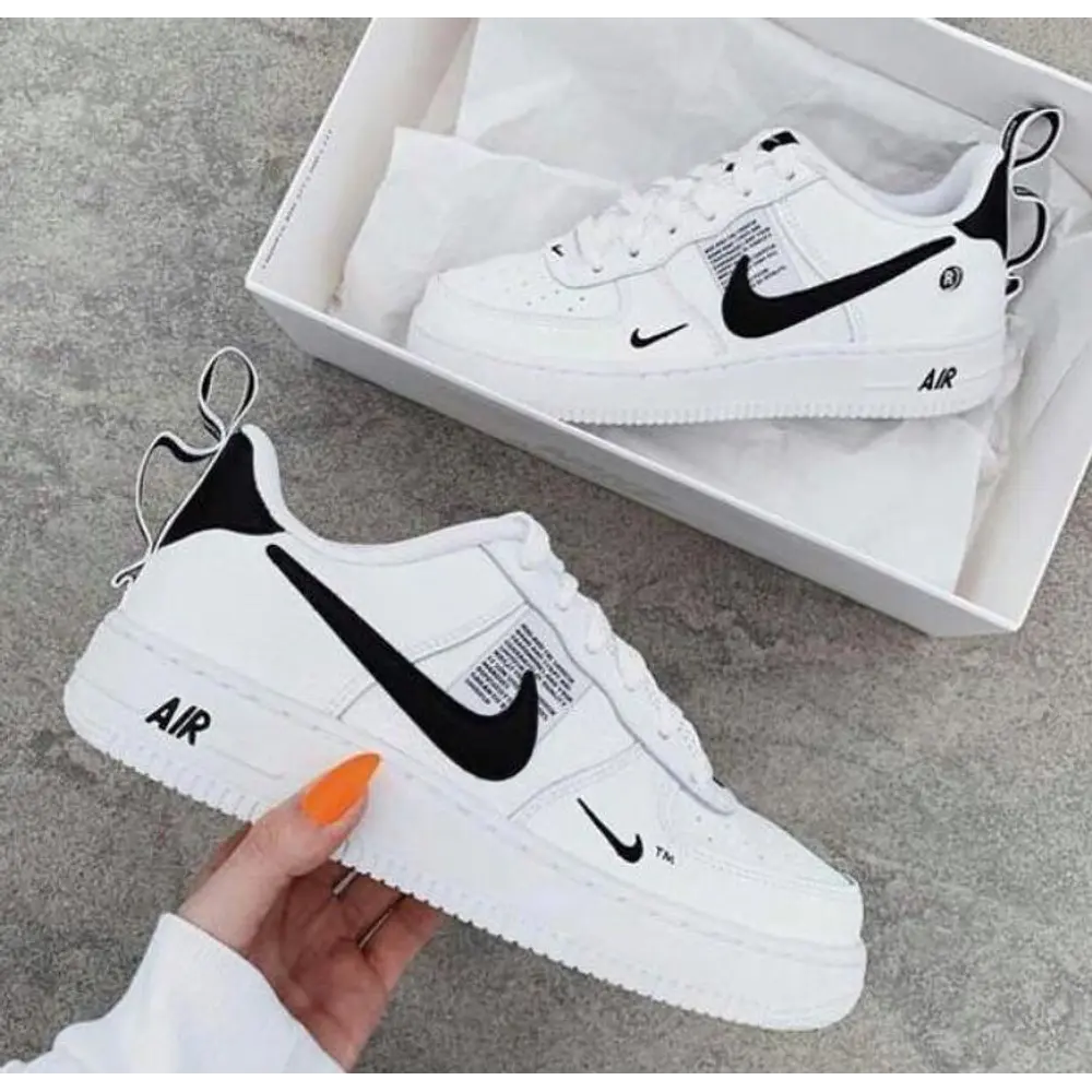 NIKE AIR FORCE 1 07 LV8 UTILITY WHITE