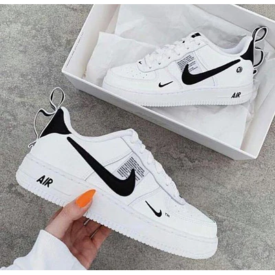 NIKE AIR FORCE 1 07 LV8 UTILITY WHITE