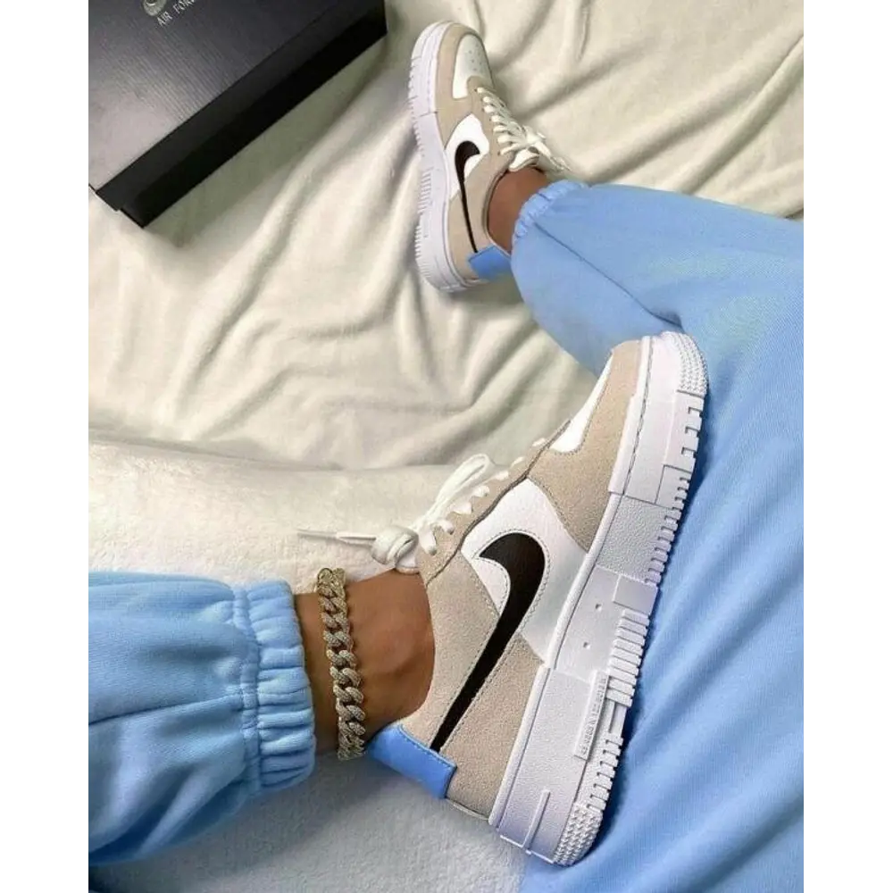NIKE AIR FORCE 1 PIXEL DESERT SAND